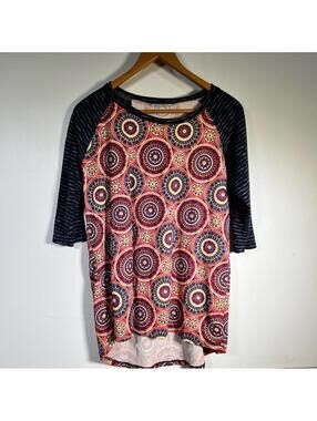 Honey and Lace Pink Graphic Raglan Tee